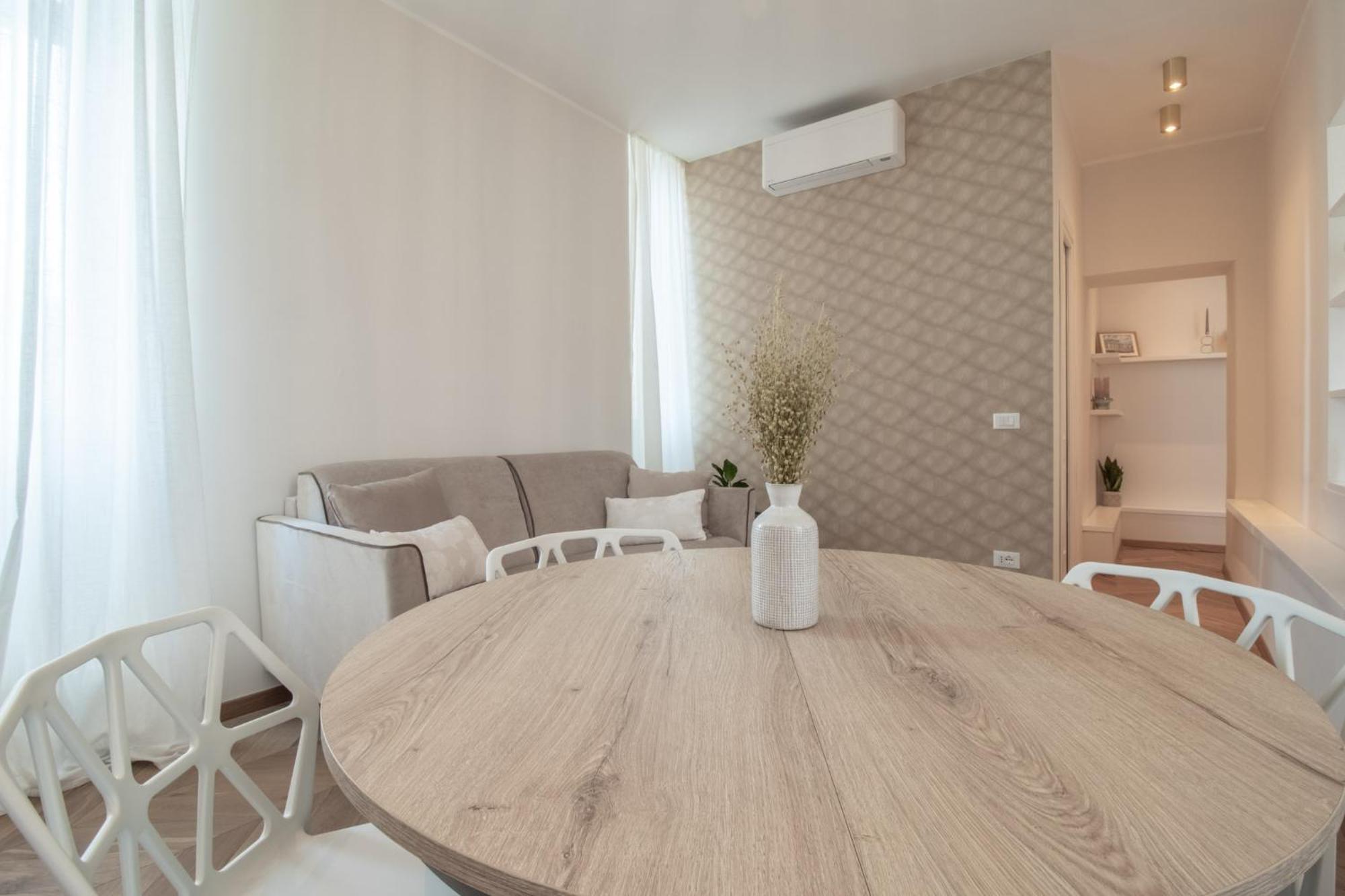 Dei Re Di Apartment