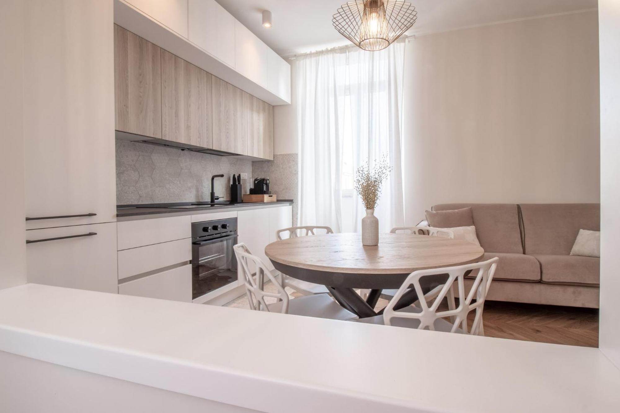 Dei Re Di Apartment *
