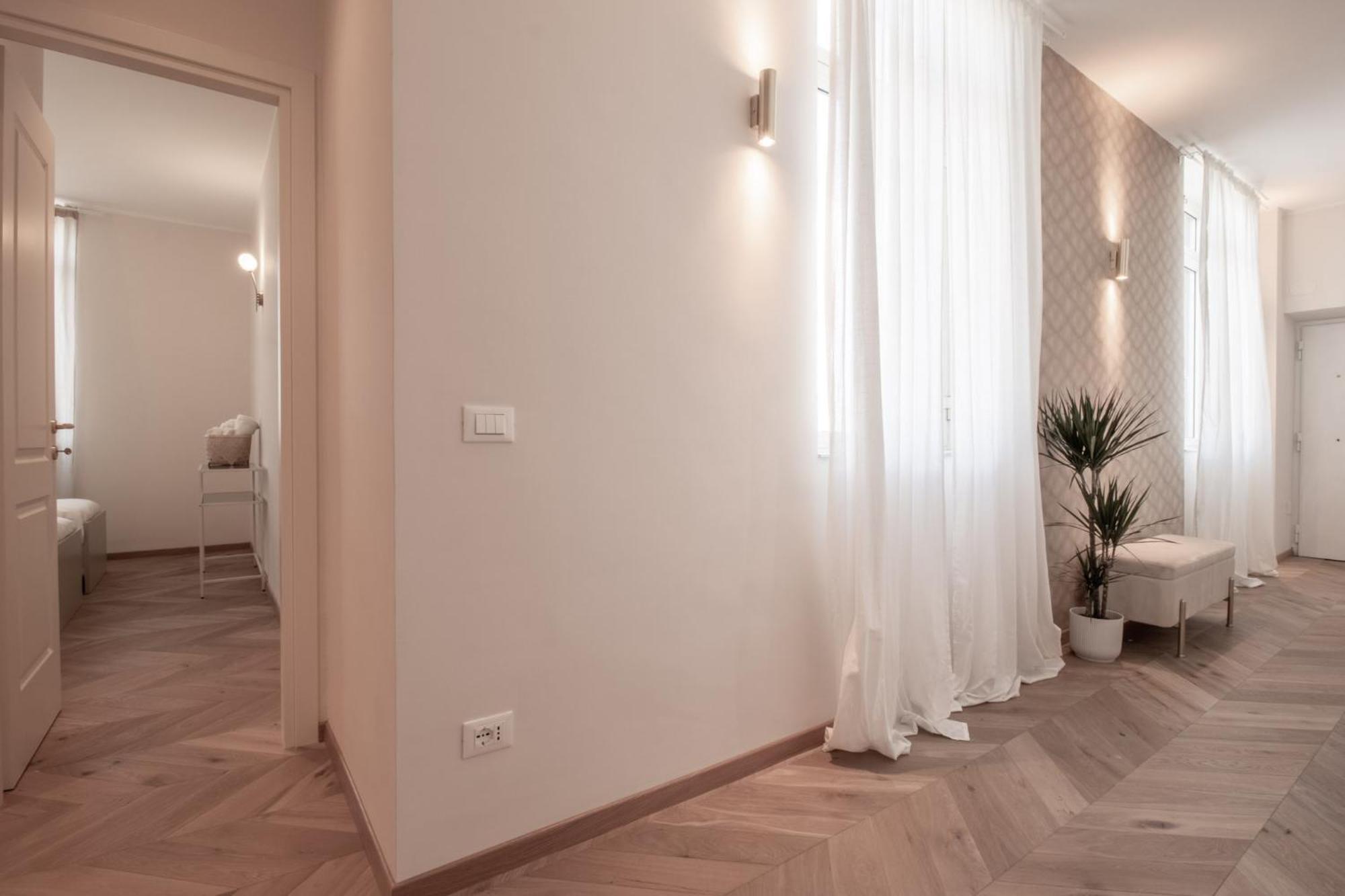 Dei Re Di Apartment *