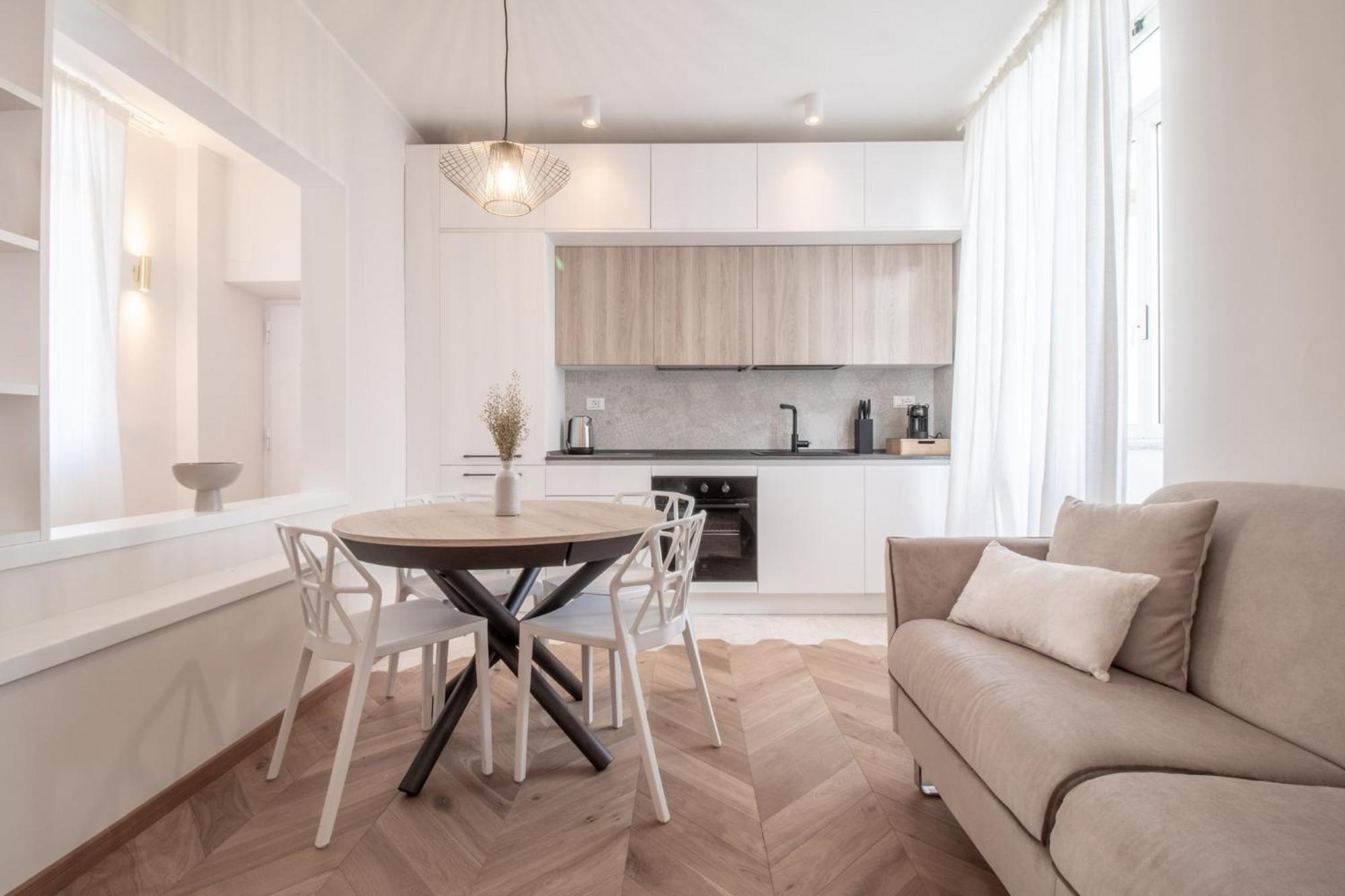 Dei Re Di Apartment *